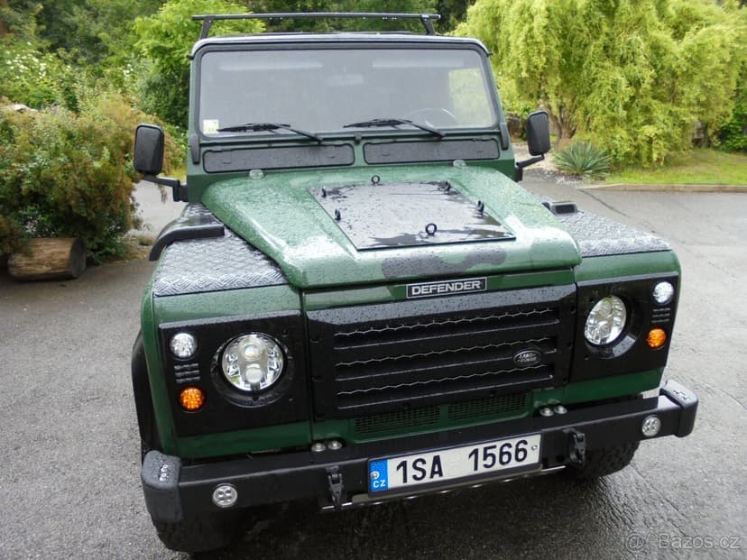 Land Rover Defender 2,5 TD5 - 90 kW