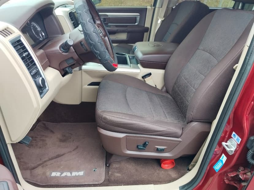 DODGE RAM 1500 5.7 HEMI, 4x4, 2015