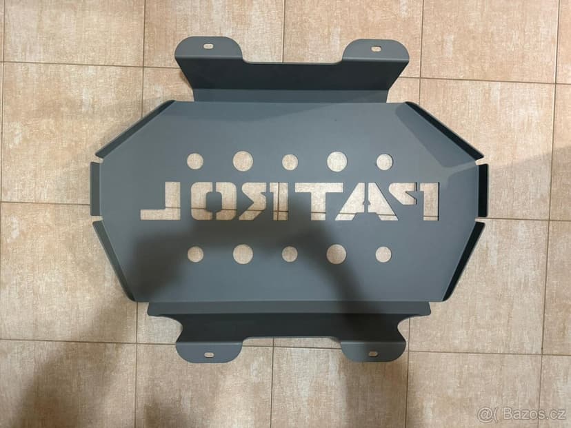 NISSAN PATROL - KRYT PALIVOVÉ NÁDRŽE