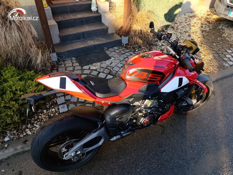 Ducati Streetfighter V4S corse N°05 2025