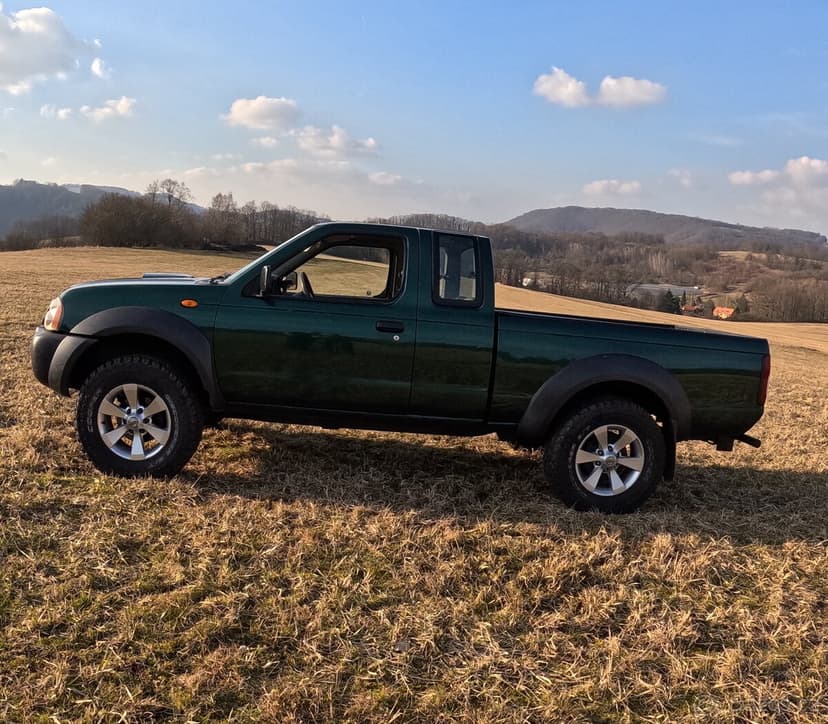 Nissan Navara king cab 2.5 TDI