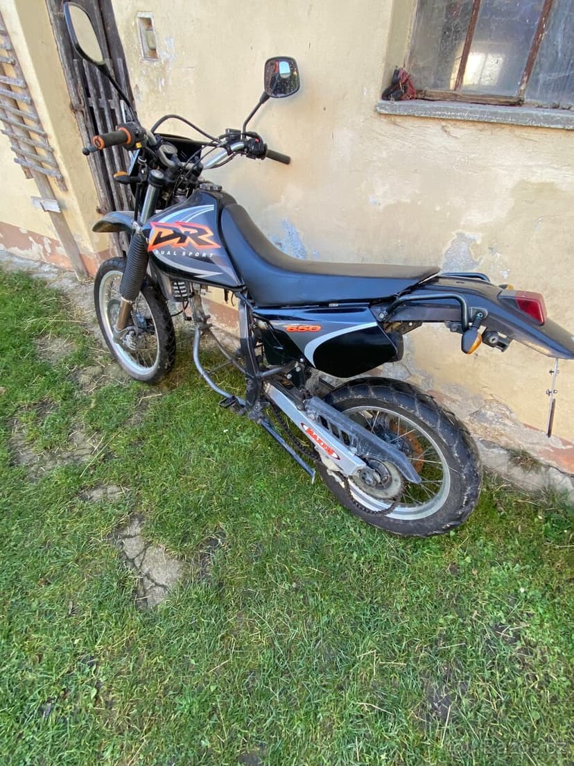 Suzuki DR 650 SE - Na opravu, na díly