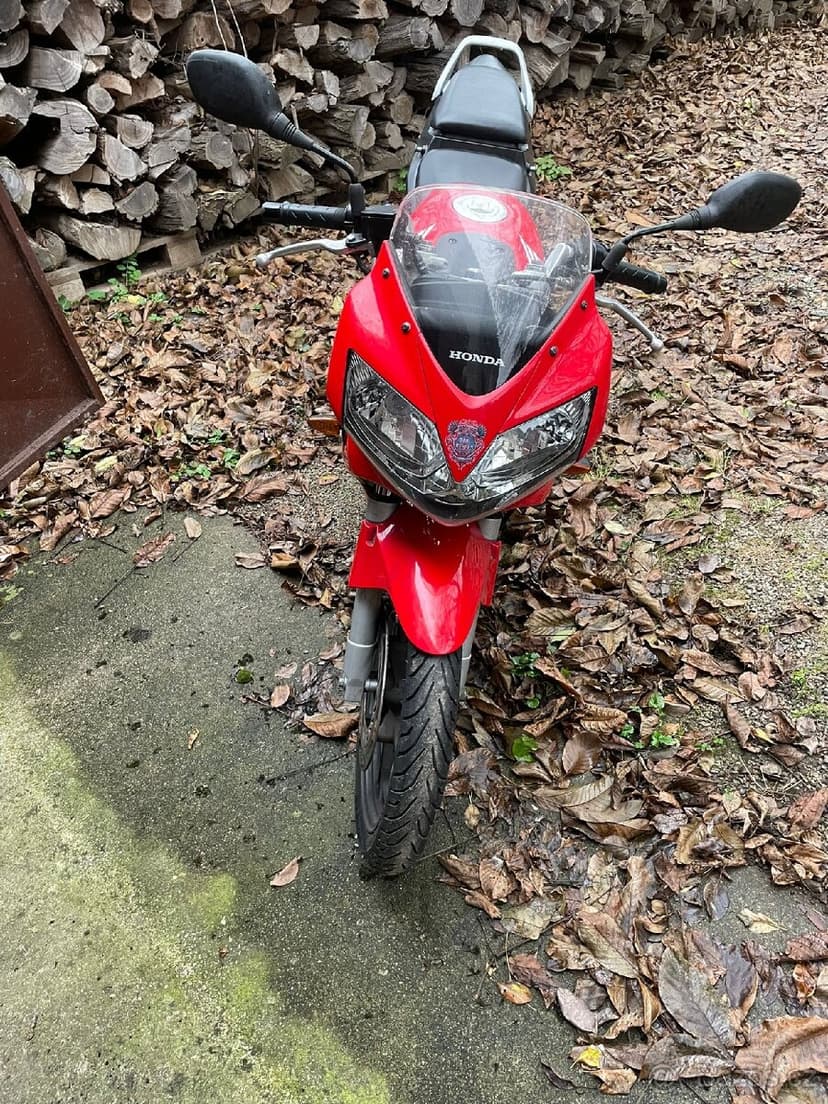 Honda CBR 125R