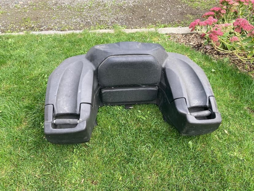 Kufr a výklopná korba na čtyrkolku ATV