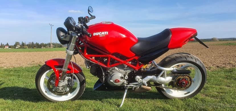 Ducati monster S2R 800