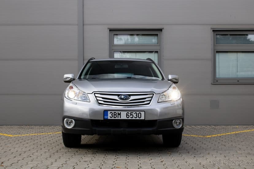 Subaru Outback z roku 2011