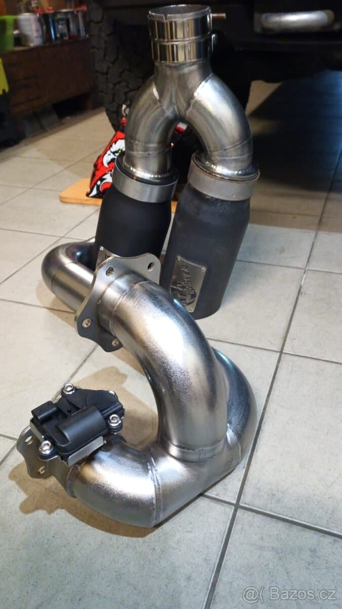 Ford F150 5.0 V8 duální Cat-Back nerezový výfukový systém