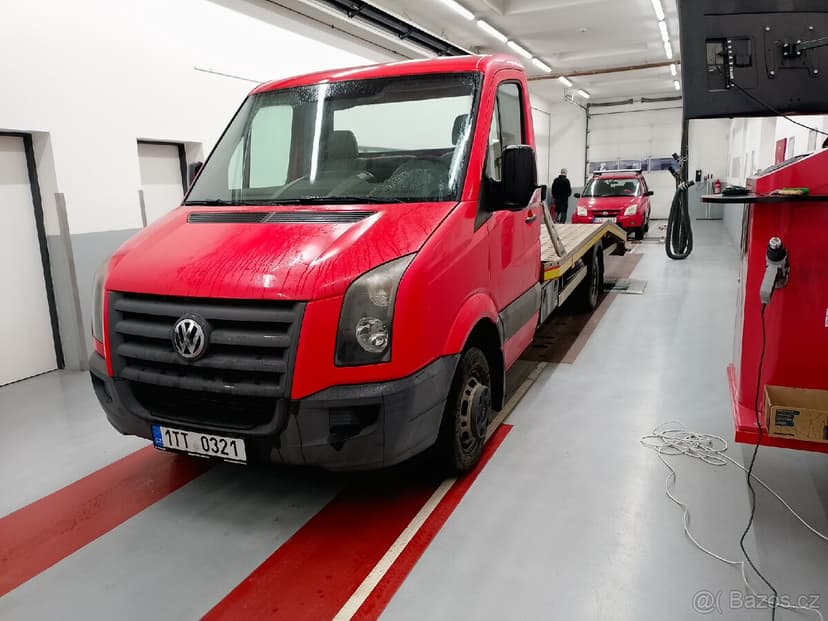 Odtahovka VW Crafter 2.5tdi 100kw prodám.