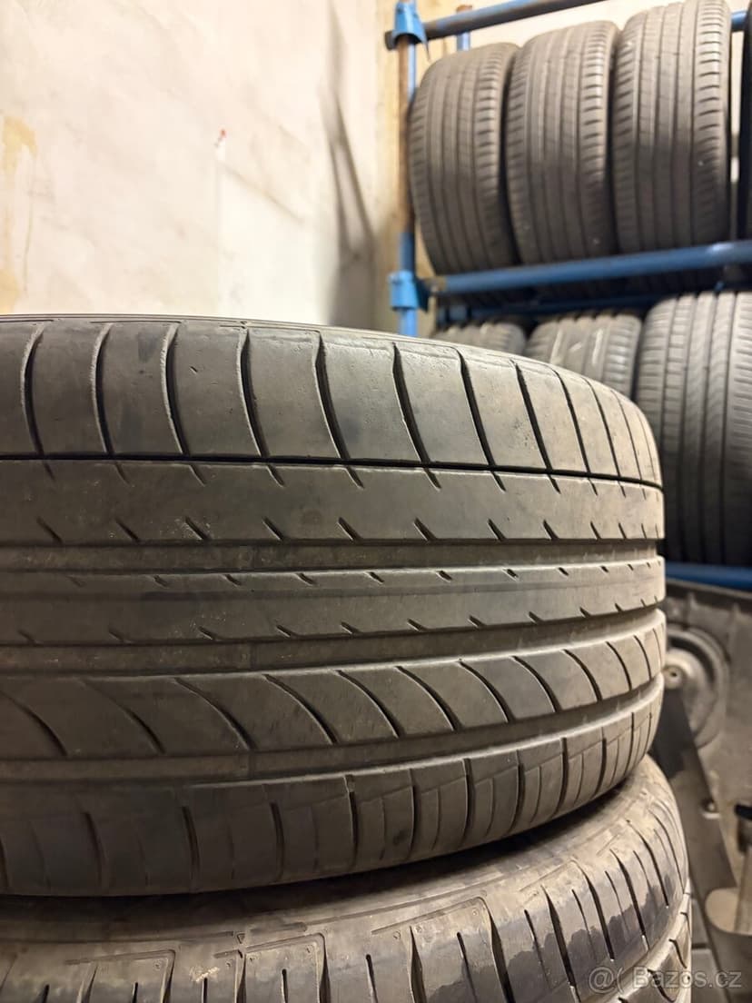 Dunlop SP QuattroMaxx 275/45 R20 110Y XL – sada 4 ks