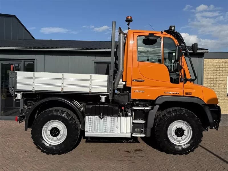 Mercedes Benz Unimog U218