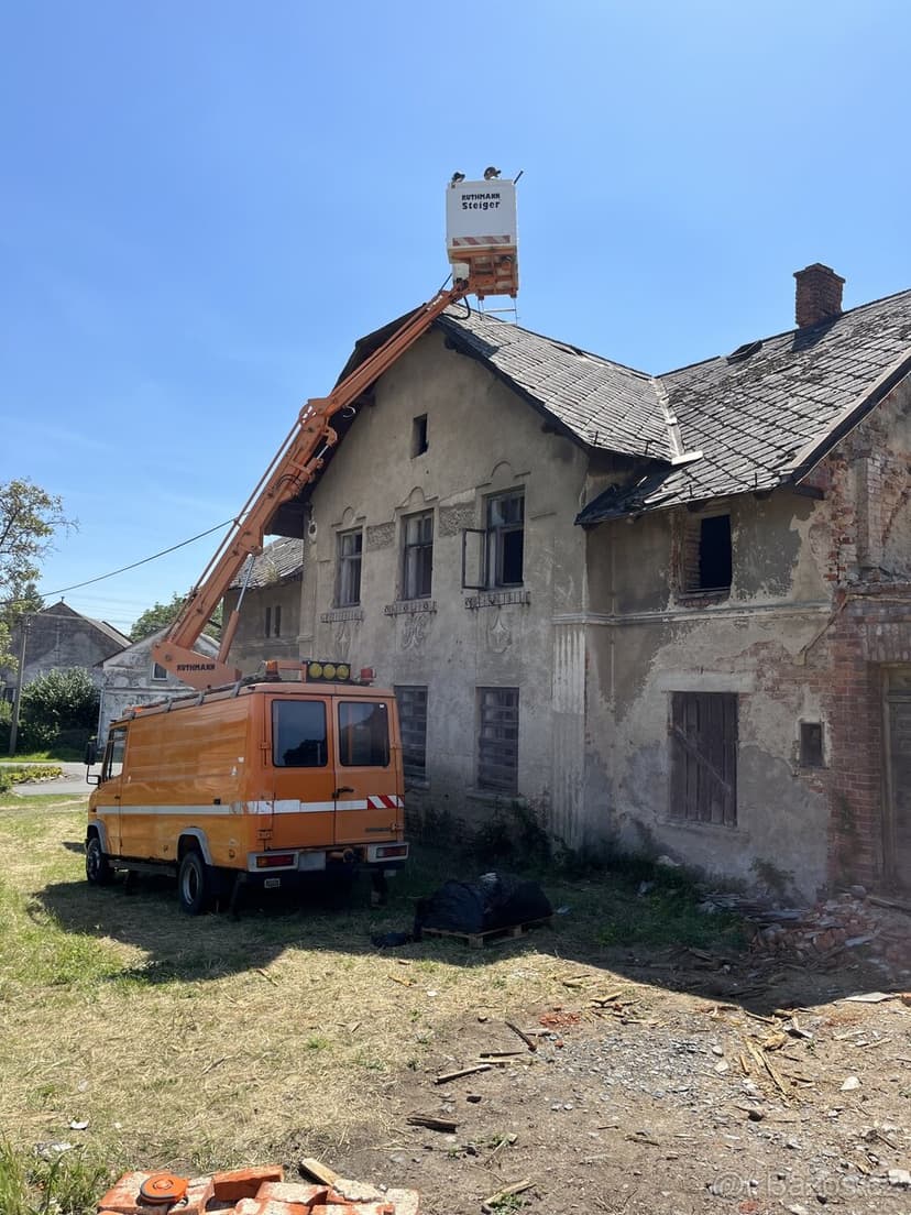 Plošina s regály mercedes Vario