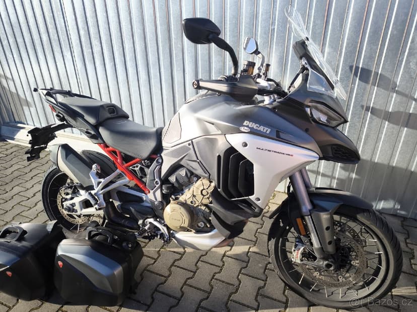 Ducati Multistrada 1200  V4 S
