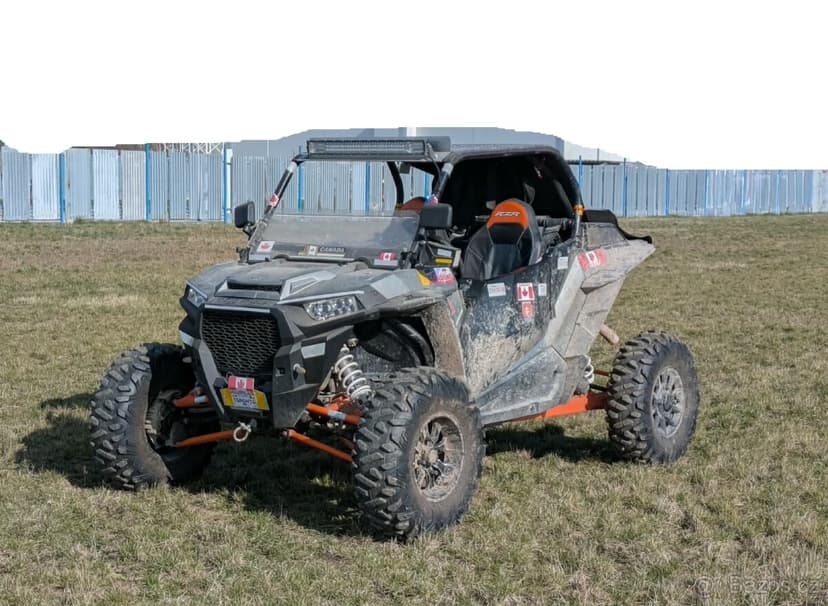 Polaris RZR CP 1000 TURBO 4x4