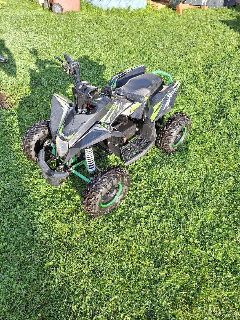 Elektrická čtyřkolka