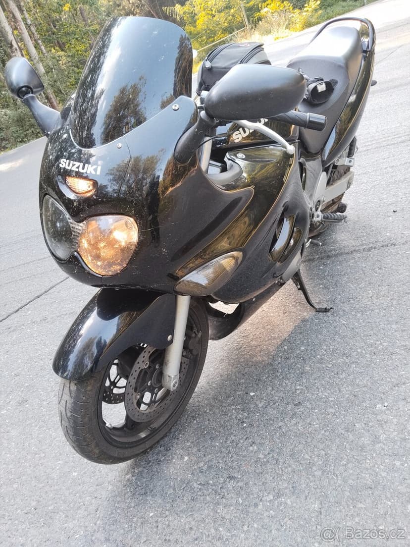 Suzuki gsx750F v tp 25kw jinak 68kw