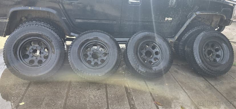 315/70 r17 8x165 hummer h2/h1 kola emola