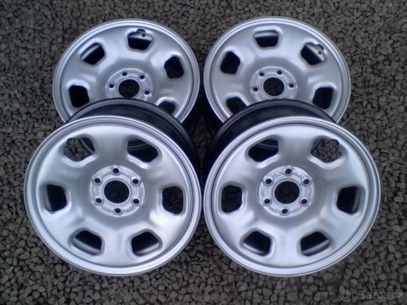 Nové 16 plechové disky Nissan Pathfinder,Navara