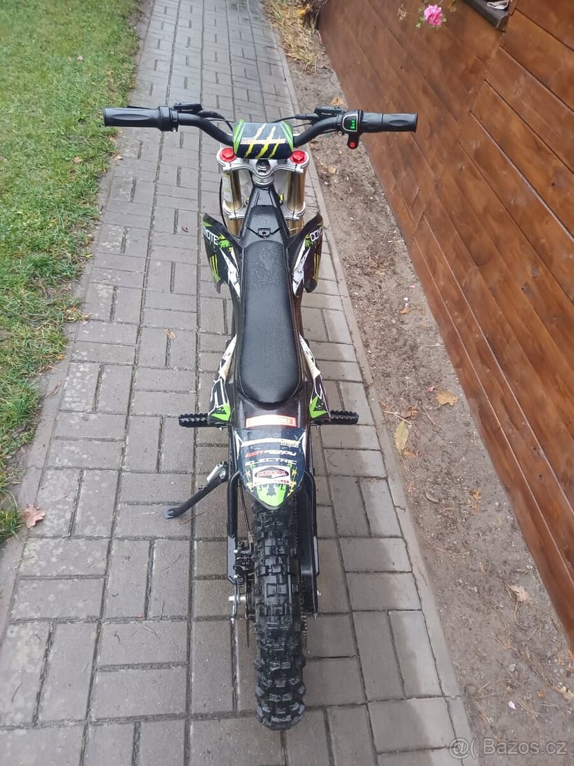 Dětská elektrická Kroska 1600w