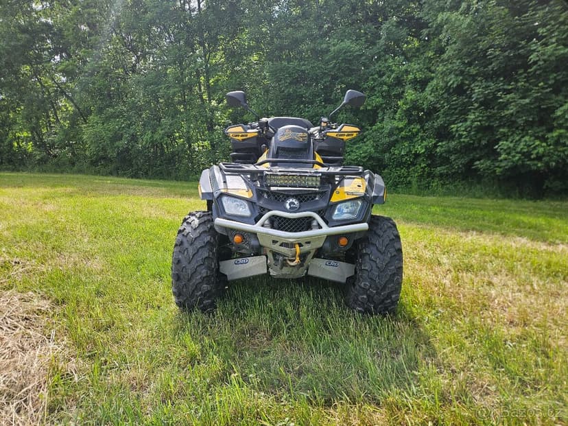 Can-Am Outlander 800R