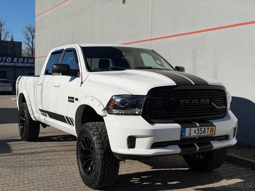 Dodge Ram 1500 Sport 4x4 5.7 Hemi