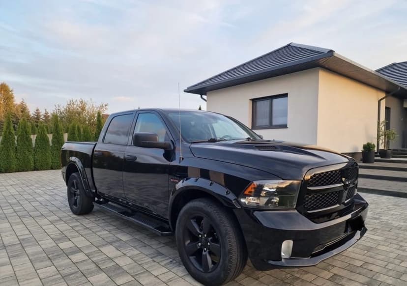 Dodge RAM 1500 R/T CLASSIC SPORT 4x4 2019