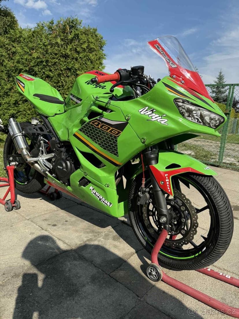 Kawasaki Ninja 400 Okruhovka