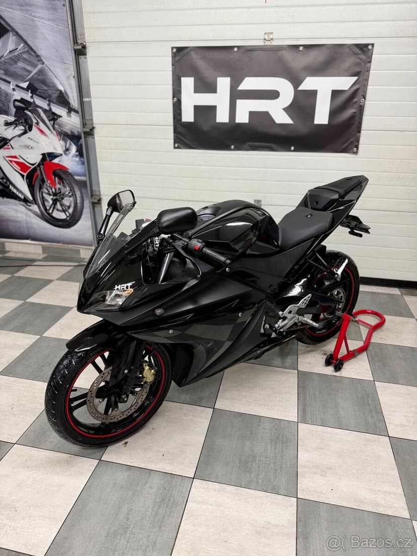 Yamaha YZF-R125 2012 25000KM TOP STAV ZÁRUKA