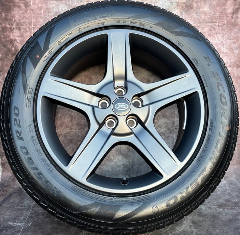Originální alu kola Land Rover Defender 255/60R20