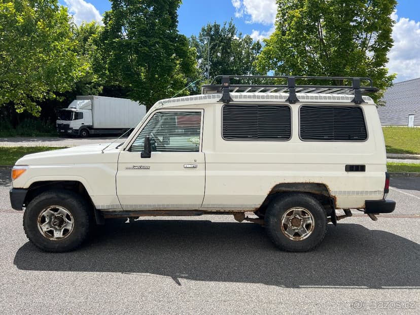 Toyota HZJ 78 LandCruiser, 2009, ARB kompresor, uzávěrky