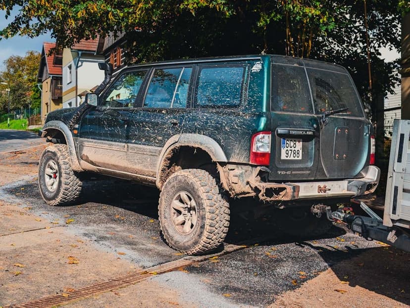 Nissan Patrol Y61 2.8 TD ÚPRAVY V TP – 6" Lift, 37" kola