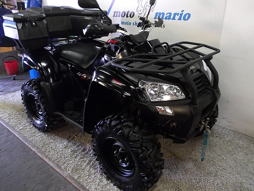 CF MOTO Jumbo 720R EFi jen 4.tis.km Excelentní STAV