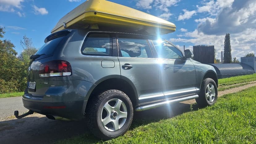 VW Touareg 2.5 TDI R5 – Offroad ready, manuál.