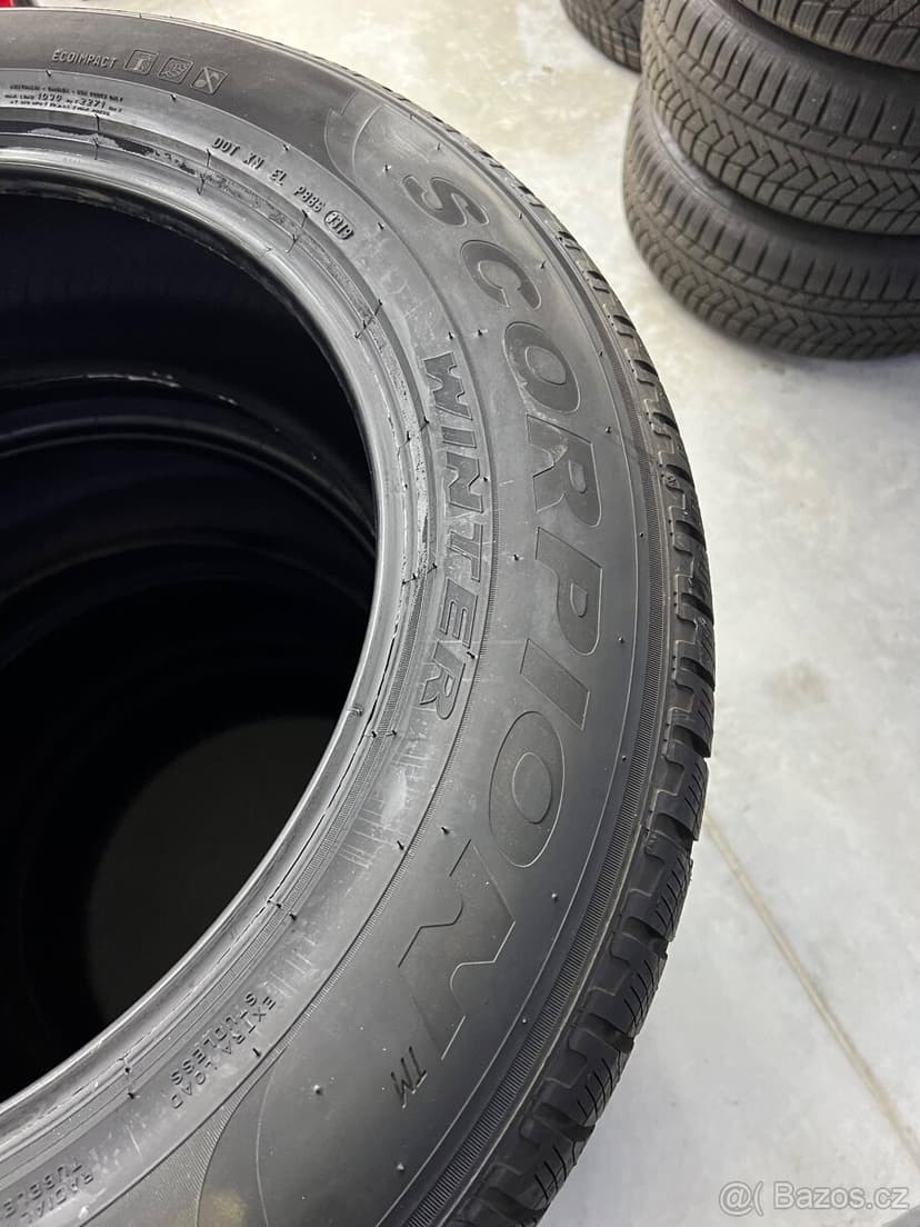 235/65 r19 zimni nepoužité range rover