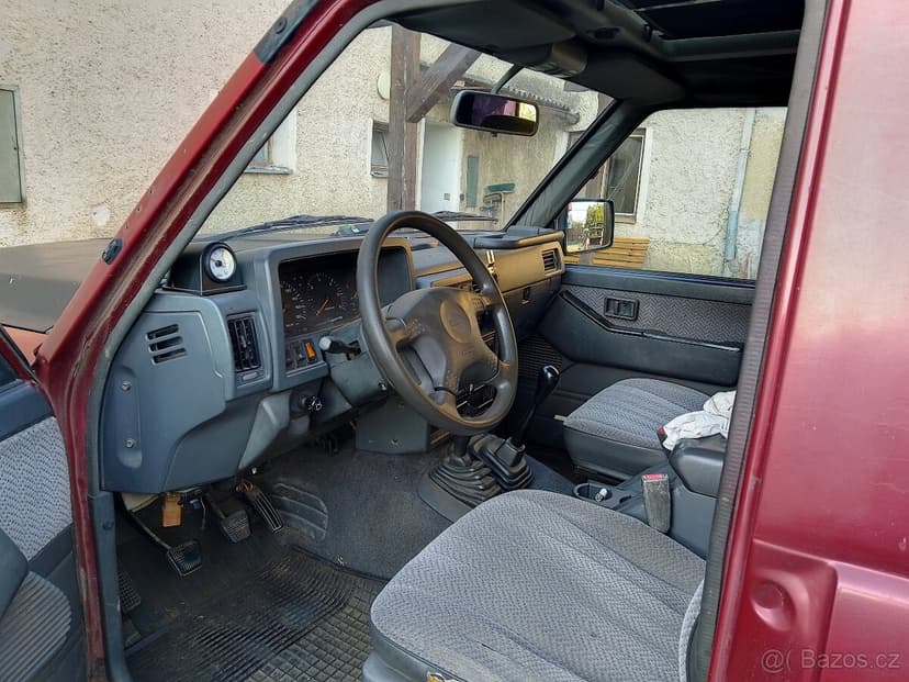 Nissan patrol Y60.