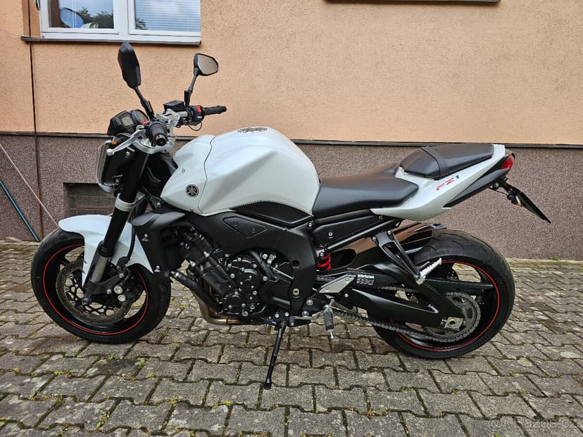 Yamaha FZ1N, 2011, najeto jen 12 tis. km
