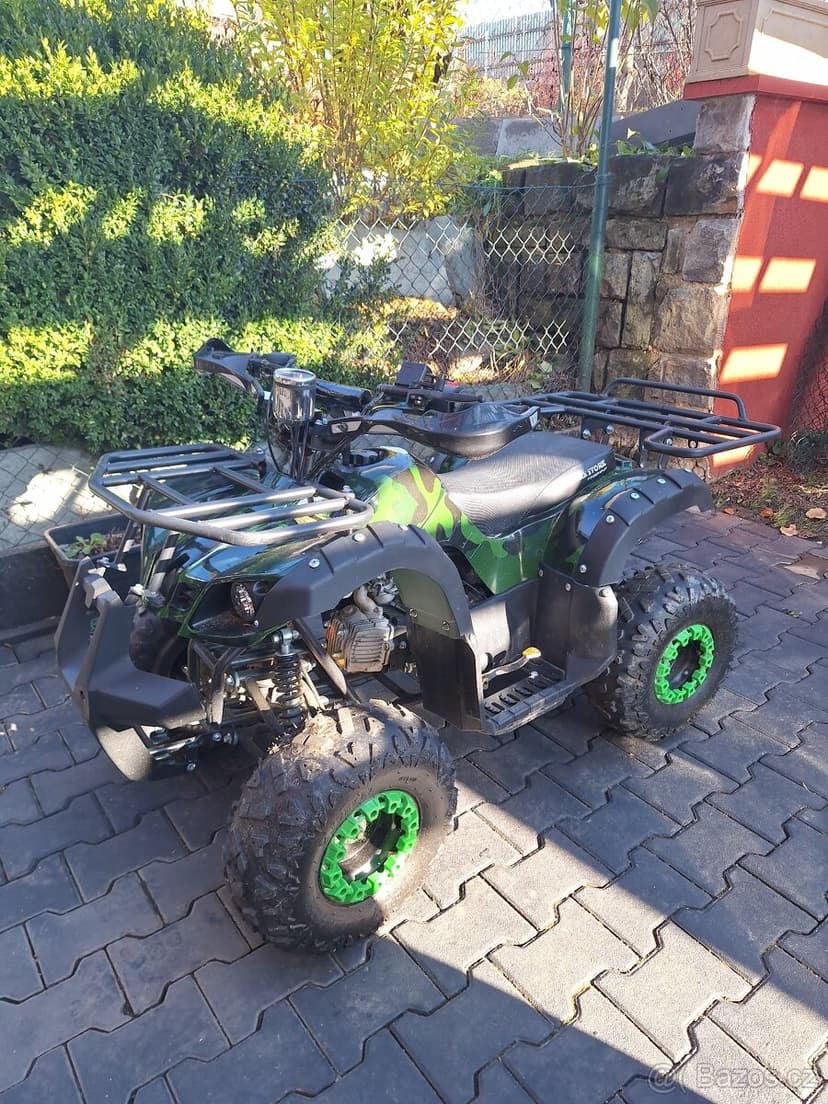 Dětská čtyřkolka