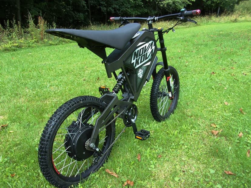 Elektromotorka 7kW se šlapátky, můžete všude jako na kole