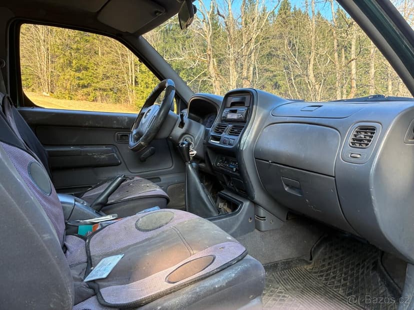 Nissan D22 Navara 98 kw, 2.5 Tdi