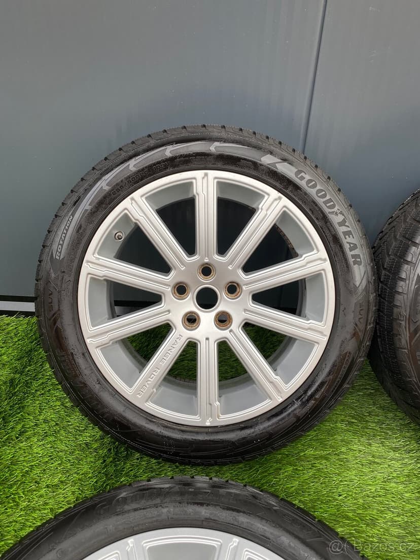 Range Rover Vogue kola