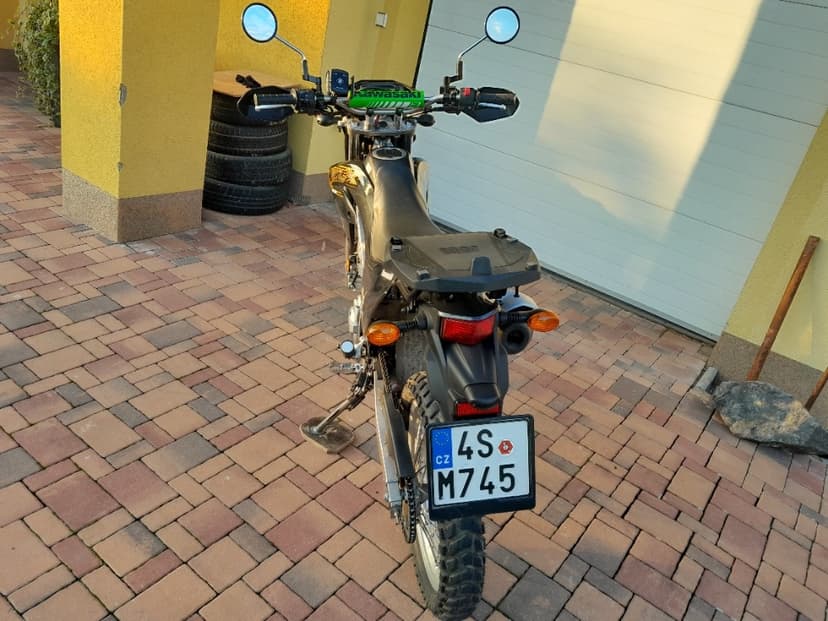 Kawasaki KLX 230, r. v. 2020, nová v ČR, top stav