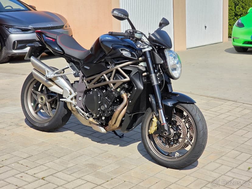 MV Agusta Brutale 990 R, původ ČR