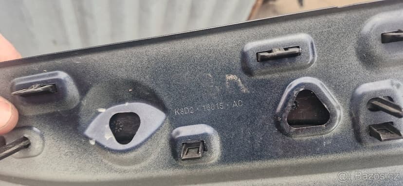 Pravy predni blatnik range rover evoque L551