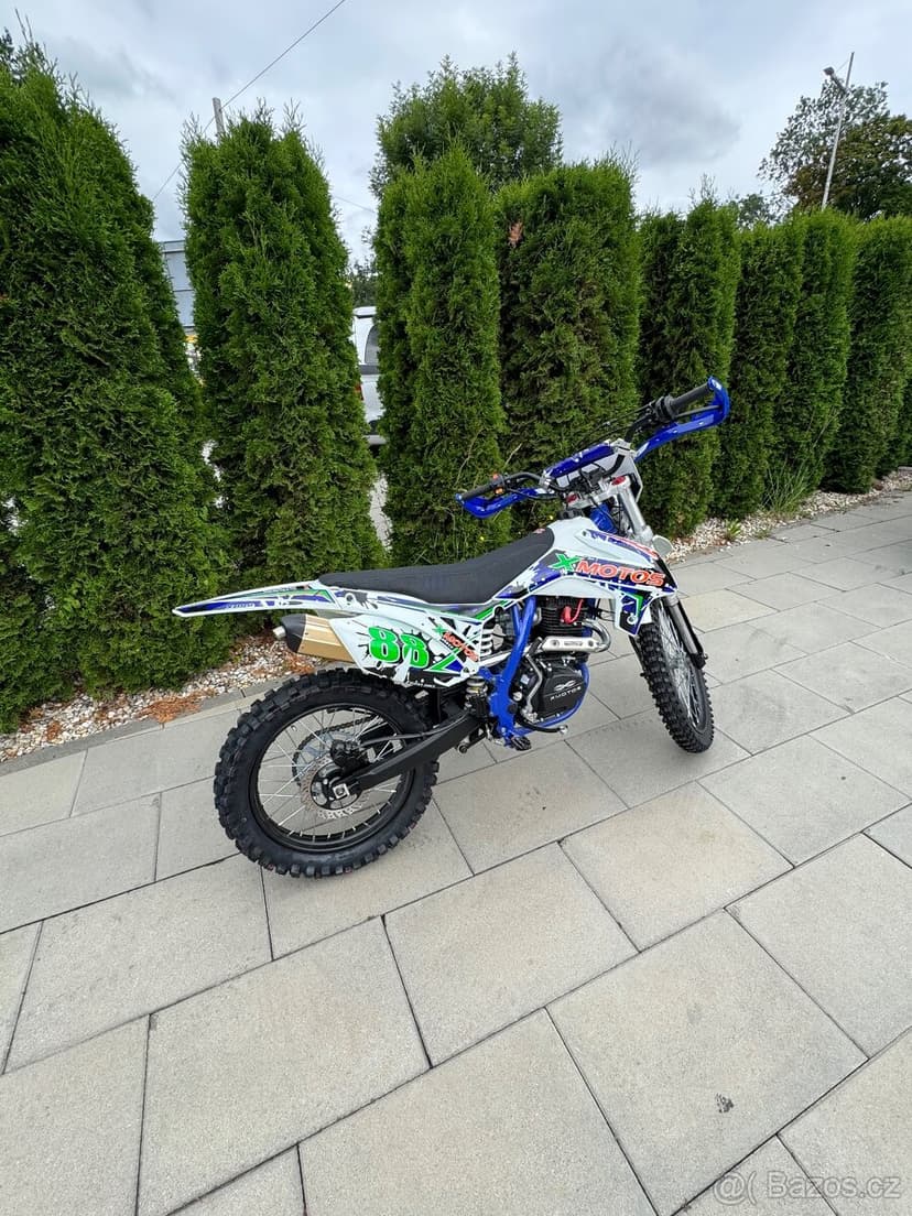 Xmotos -XB-88 250 cc 4t kola 21-18
