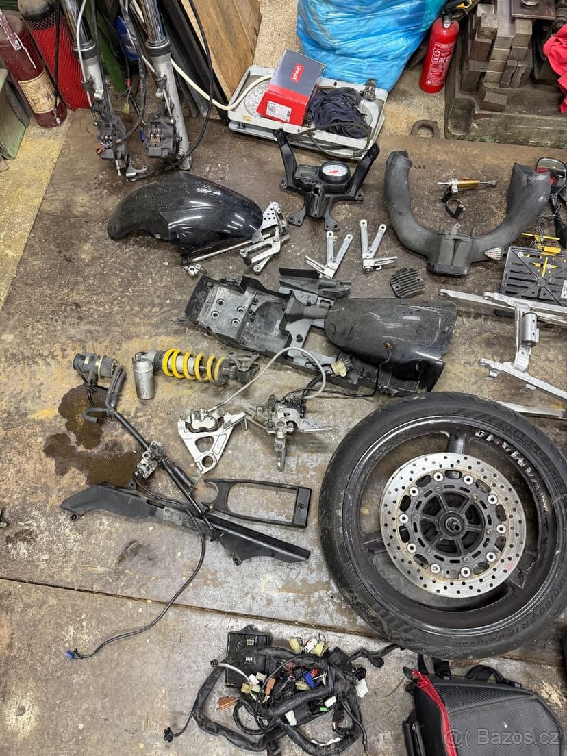 Yamaha R6 1998-2001 díly