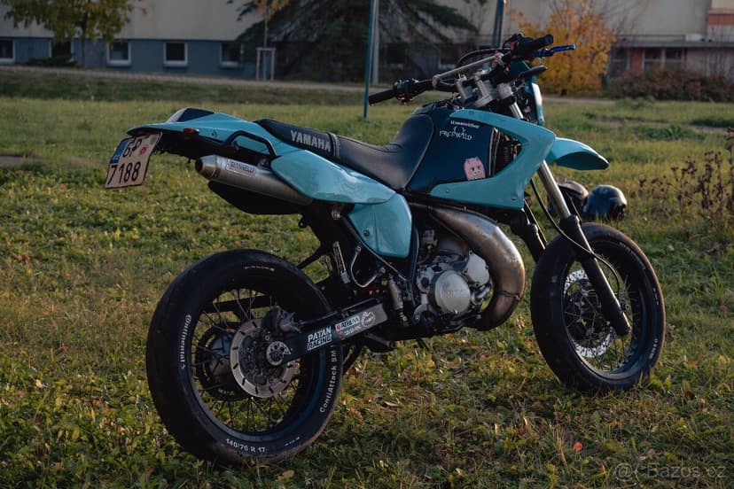 Yamaha DT125X – tyrkysová bestie, otevřená na 18 kW