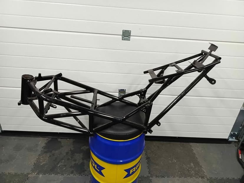 REZERVACE Rám Ducati Monster 620ie