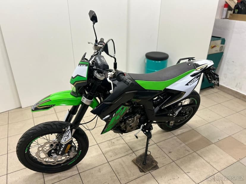 KL KXE 125 SM,ABS,TOP