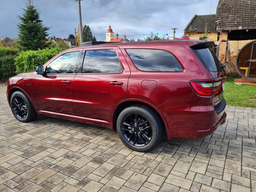 Dodge Durango RT 5,7 V8 AWD, Alcantara, 7 míst, DPH