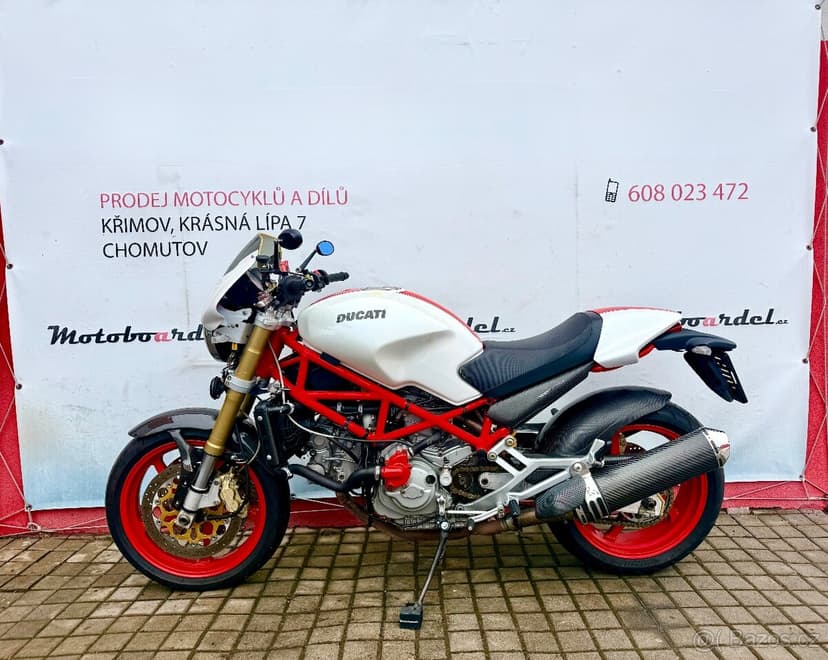 Ducati Monster S4 916