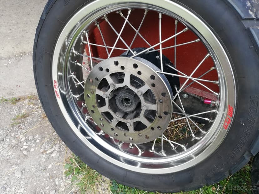 Yamaha XT 600 motardová kola